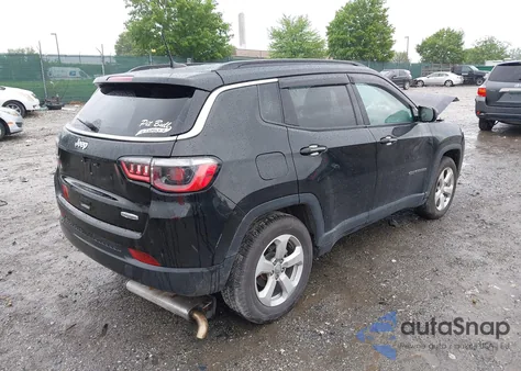 2021 Jeep Compass Latitude Fwd z USA, uszkodzony, nr VIN 3C4NJCBB7MT592525